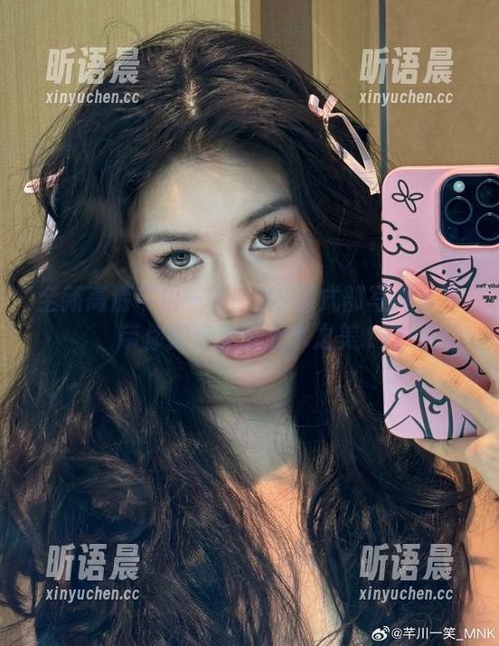 全新高清芊川一笑MNK紫式部写真资源，带你探索更多艺术之美.txt