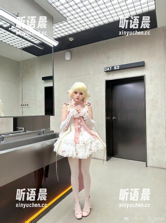 芊川一笑MNK 你绝不能错过!芊川一笑MNK黑兽白精灵惊艳图集福利上线啦.txt