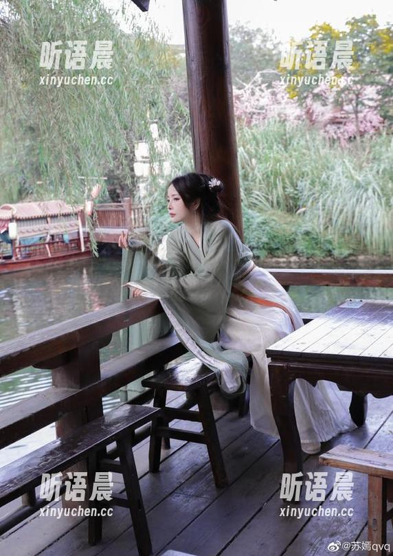 苏嫣嫣阿姨 让我们一起观看苏嫣嫣阿姨的女仆作品,打破常规的艺术表达.txt