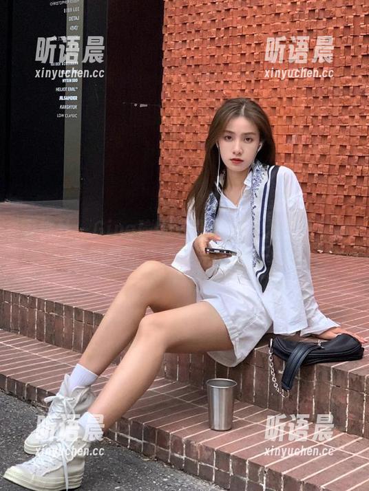 蜜桃社-Gina 蜜桃社 - Gina瑜伽写真合集:无圣光映衬下的灵动与柔美完美结合.txt