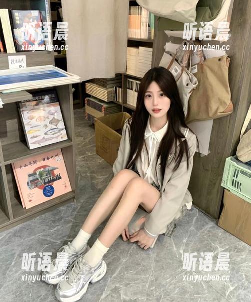 蜜桃社 - 初月夏日写真大放送，快来免费下载最美的夏日瞬间！.txt
