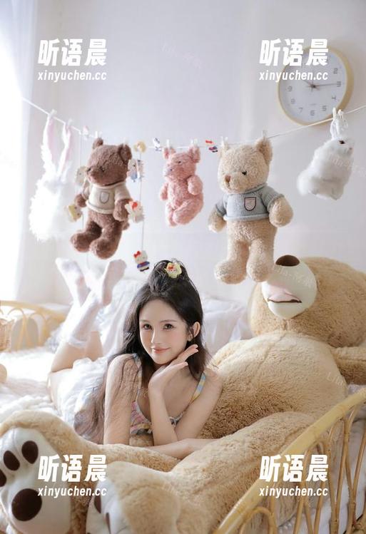 袜啵啵-甜甜圈 袜啵啵 - 通过图片发现甜甜圈的修女魅力:写真作品深度解析.txt