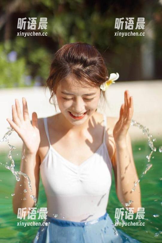袜涩-Amanda 袜涩 - 透视黑色之美:Amanda的写真作品合集,细腻照片展示个性与独立的精神.txt