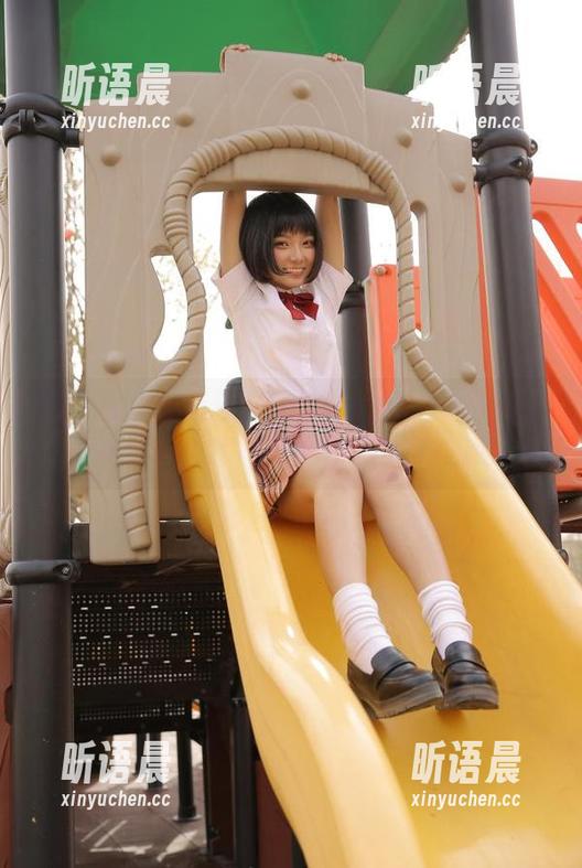 微密圈 - 打造独一无二的风格：轩子巨二兔毛衣写真，定制属于你的个性之旅.txt