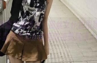 轻兰映画倾情推荐：黑丝女仆套图精选，尽显亦温柔亦诱惑的绝美风情.txt