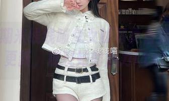 精选过期米线线喵兔女郎写真合集：最新更新，展现她的魅力!.txt