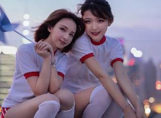 领略金鱼yui的魅力：免费下载《食铁兽》写真作品精彩图片.txt