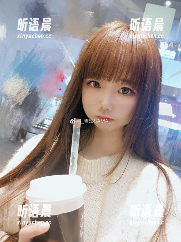 雪琪SAMA 雪琪SAMA度假写真作品集:感受阳光沙滩与美丽的完美结合.txt