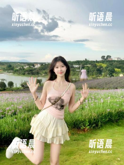 青豆客-刘钰儿 青豆客 - 在无圣光的世界里,刘钰儿温柔写真原图展现出独特的清新魅力!.txt