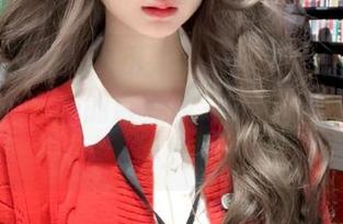 青豆客 – 看谭晓彤如何通过无圣光美图展现女神Elise的百变风采，绝对不容错过！.txt
