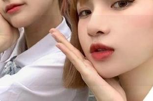 魅妍社 – Jenny佳妮的连体衣魅力图集全新更新，感受每一刻的时尚与风采，快来观赏！.txt