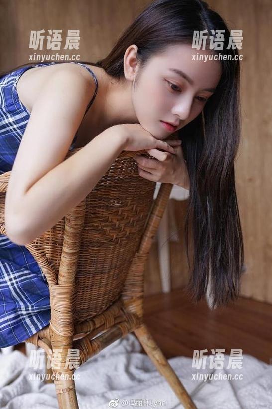 魅妍社 - 妲己_Toxic魅力无限：高跟鞋美图更新，感受时尚与优雅的完美结合.txt